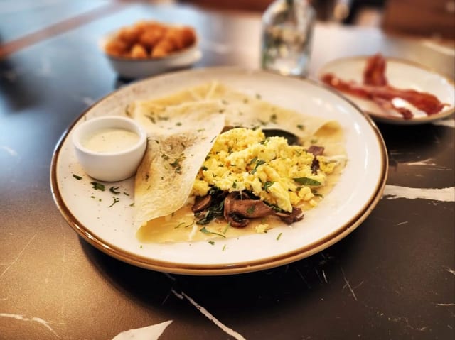Le Gabrielle Breakfast Crêpe.