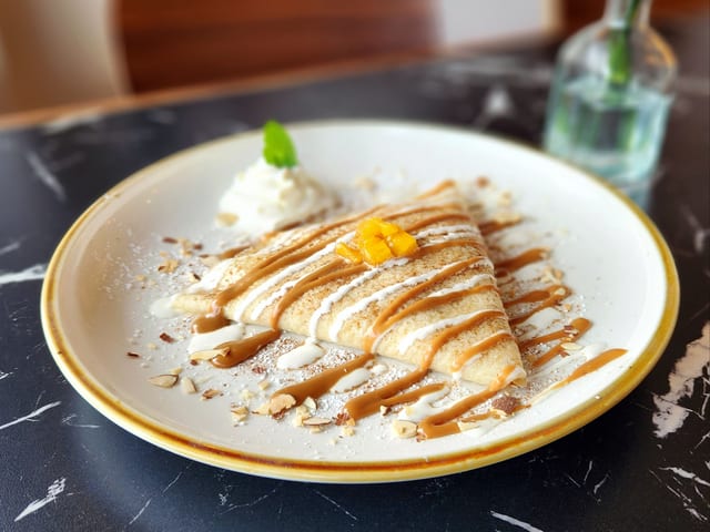 Peaches & Cream Crepe/Waffle.