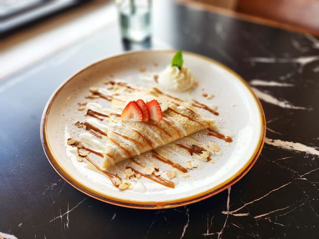 Doux D'Amour Crepe/Waffle.