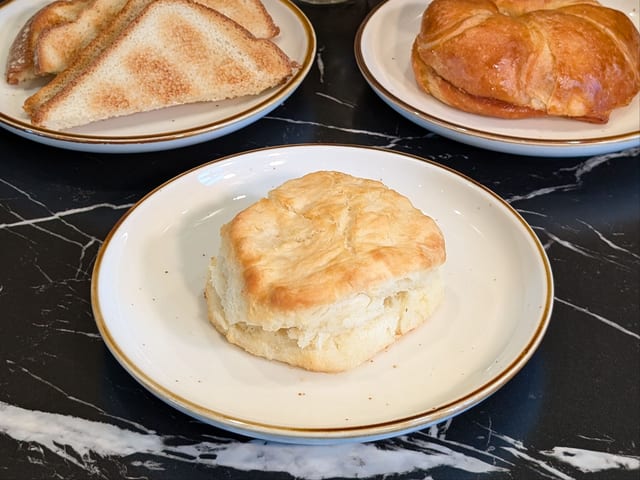 Side - 1 Biscuit.